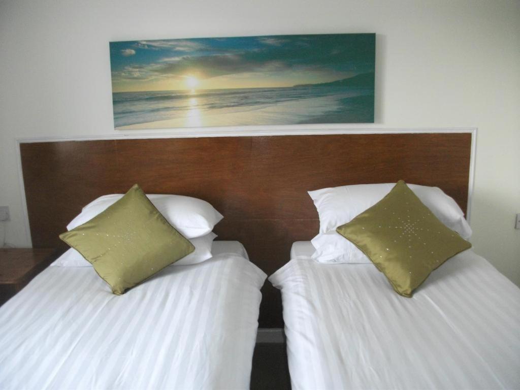 County Hotel Геленсбург Номер фото